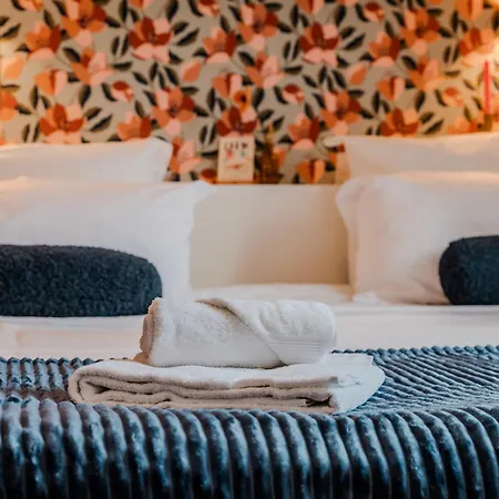 Evasion Urbaine - Balneotherapie - By La Caenciergerie Apartment