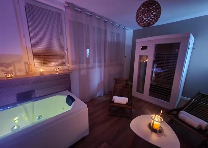 Evasion Urbaine - Balneotherapie - By Primo Conclergerie Apartment *