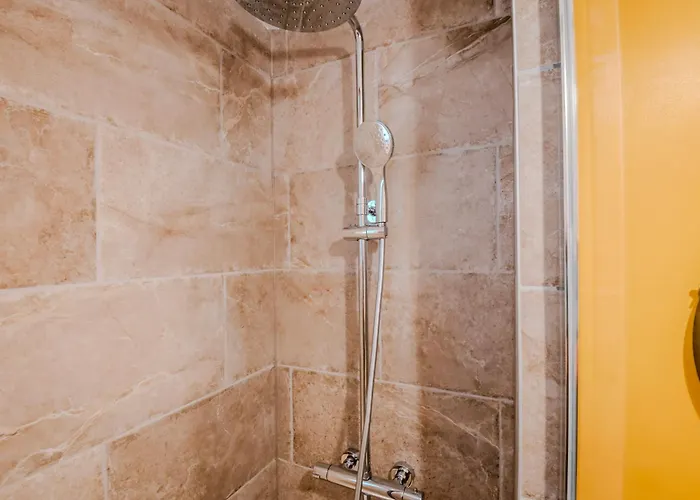 Evasion Urbaine - Balneotherapie - By Primo Conclergerie Apartment *